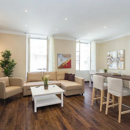 Apartamento Chocolate-Spacious, Cosy 2-Br